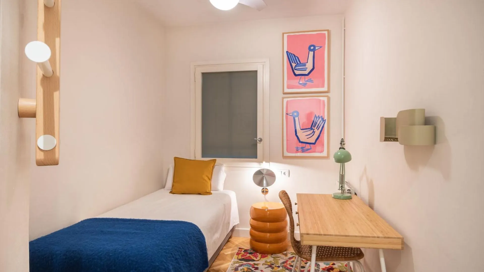 Spacious And Elegant Oasis In The Best Location Barcelona
