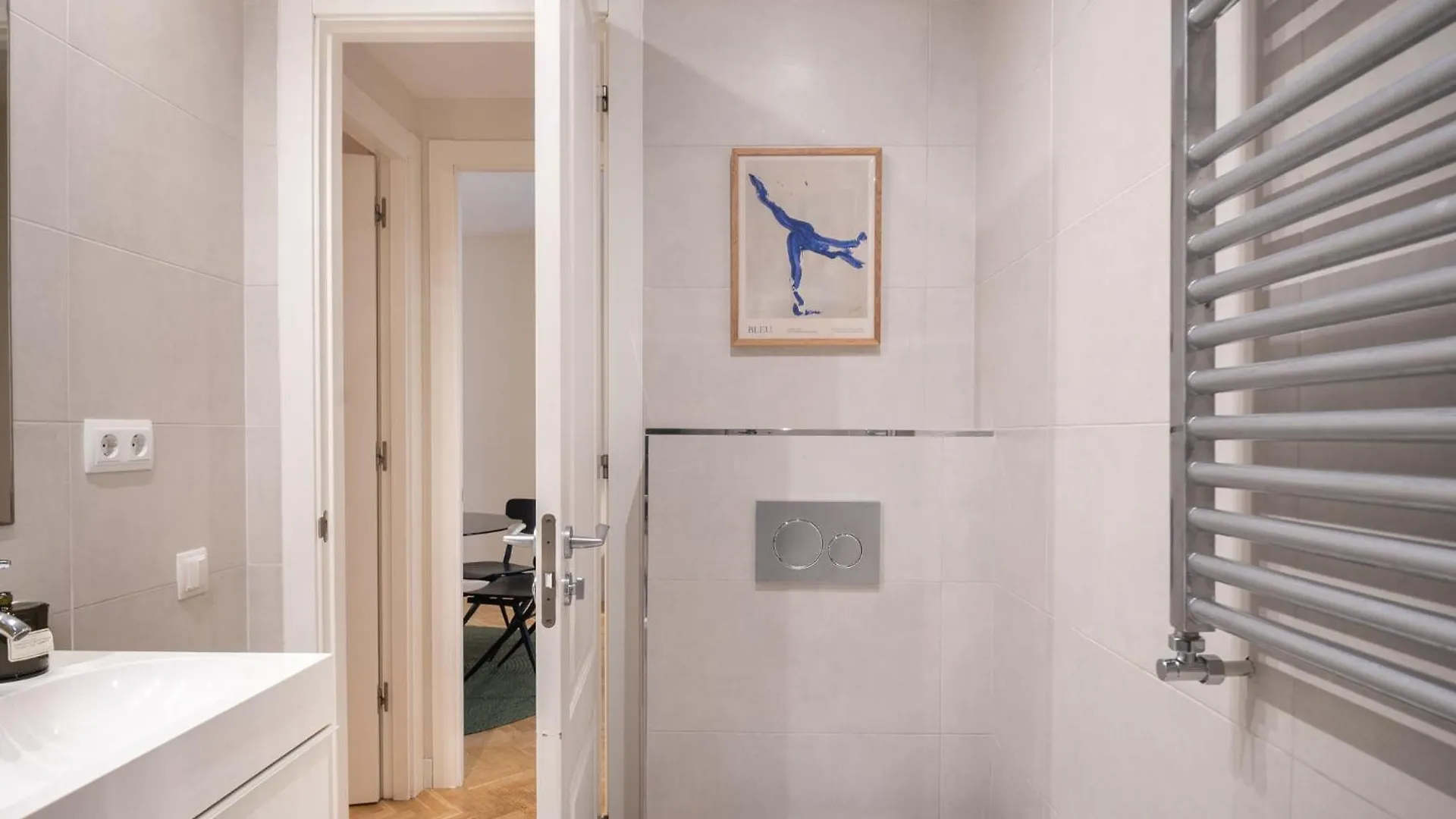 Apartment Spacious And Elegant Oasis In The Best Location Barcelona